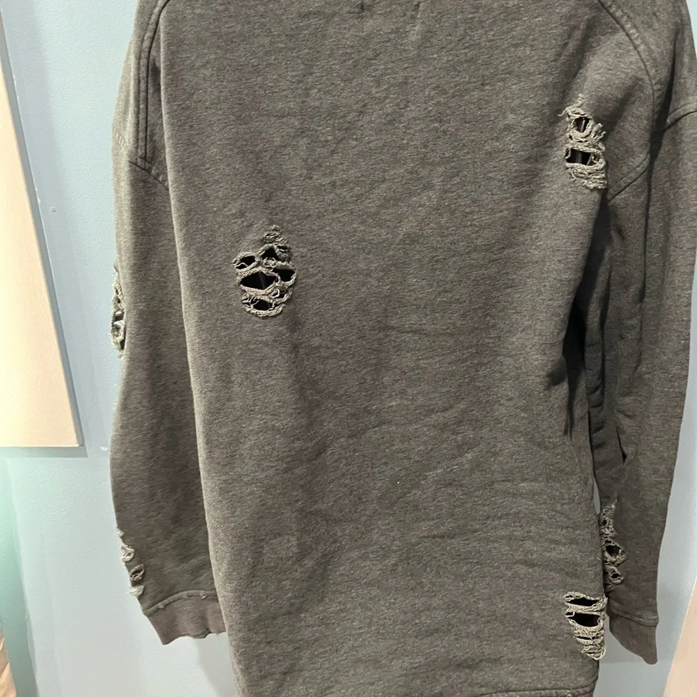 JOE’S Distressed Gray Sweatshirt - Picture 6 of 7
